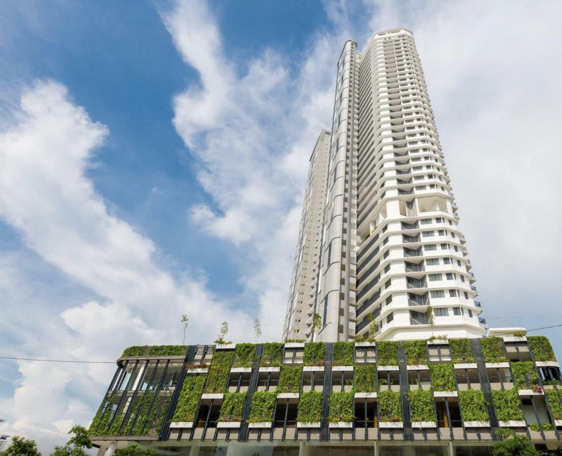 The Landmark Condo, By Sanguine George Town Ngoại thất bức ảnh